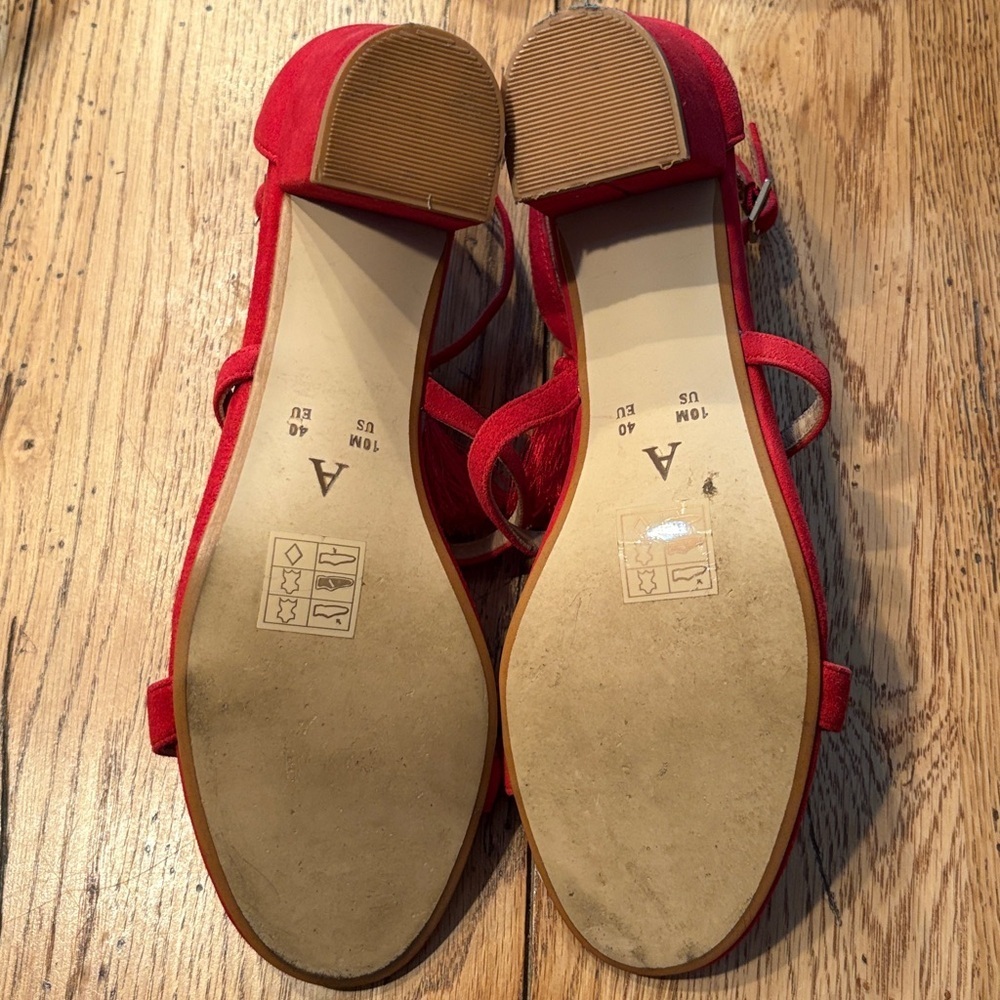 Anthropology Red Tassel Sling Back. Size 10 - Picture 9 of 11